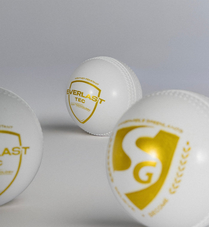 SG Everlast Tec Cricket Ball White Pack of 3